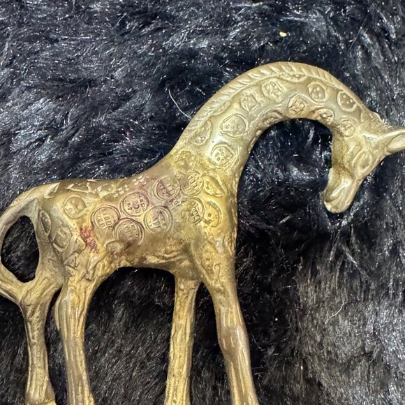 Brass Miniture Giraffe Figurine With Textured Detailing  3" Tall - Picture 5 of 6